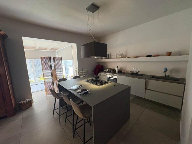 Villetta indipendente in vendita di 205 m²