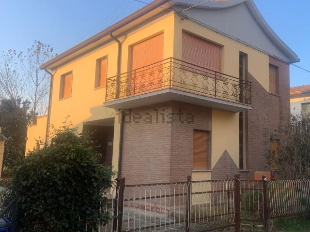 Villetta indipendente in vendita di 205 m² in Via curola, 8