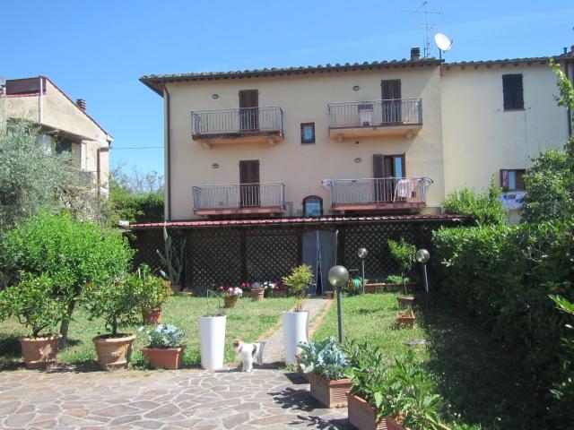 Villetta indipendente in vendita di 205 m² in Via A. Gramsci, 4