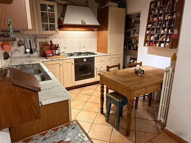 Villetta indipendente in vendita di 205 m² in Via di Fabbiana