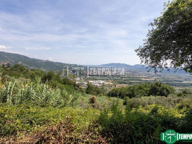 Villetta indipendente in vendita di 205 m² in Località Tirolo, 20