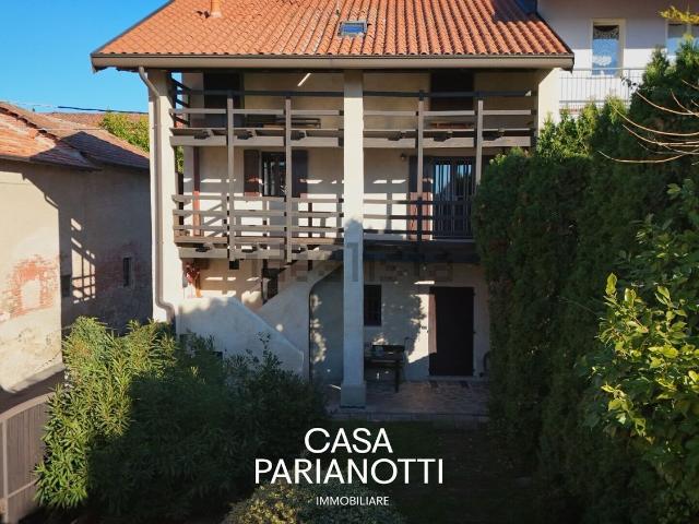 Villetta indipendente in vendita di 206 m² in Via Cameriano, 1