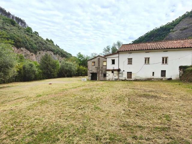 Villetta indipendente in vendita di 206 m² in Via Ludovica, 2658
