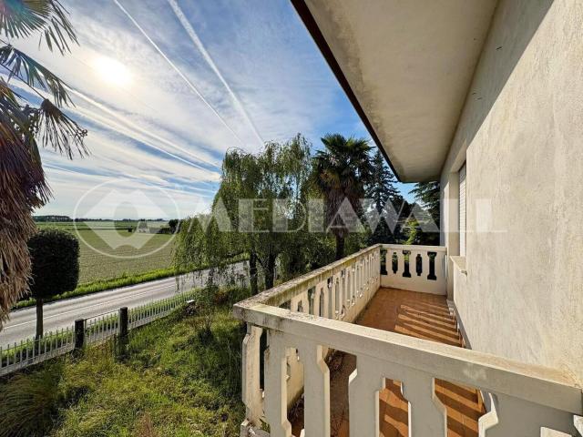 Villetta indipendente in vendita di 206 m² in Via San Filippo, 113
