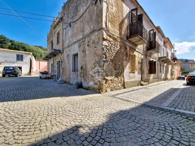 Villetta indipendente in vendita di 206 m² in Via Vittorio Veneto, 1