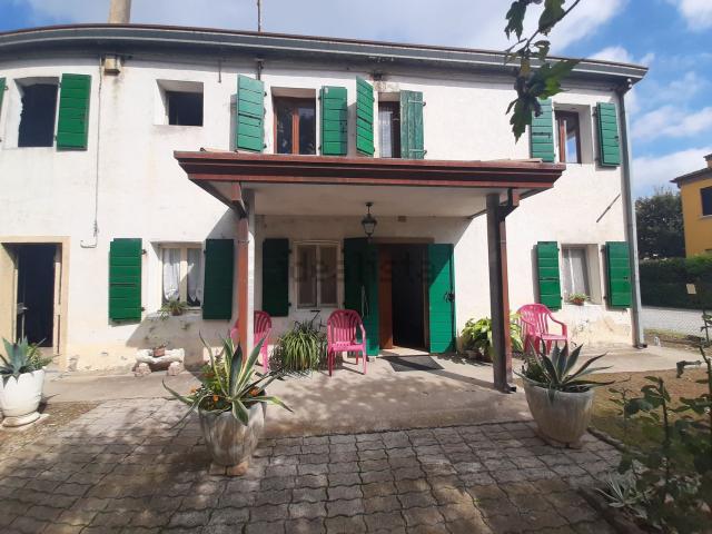 Villetta indipendente in vendita di 207 m²
