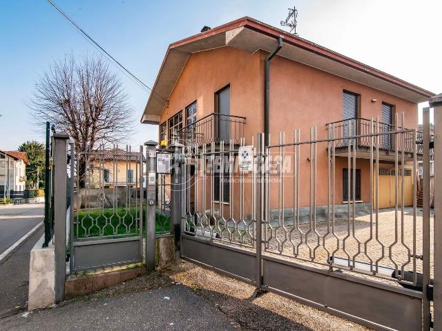Villetta indipendente in vendita di 207 m² in Via Goffredo Mameli, 2