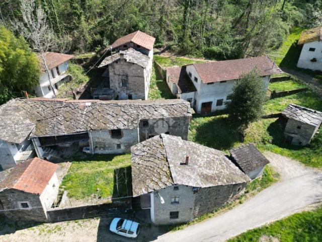 Villetta indipendente in vendita di 207 m² in Via Gorgia, 13