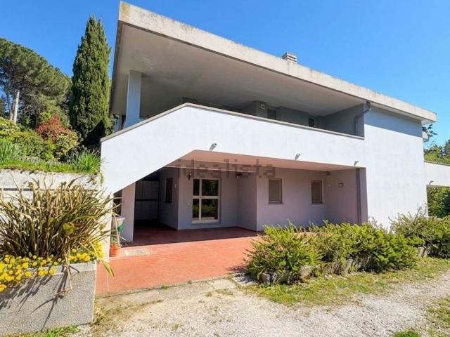 Villetta indipendente in vendita di 208 m²