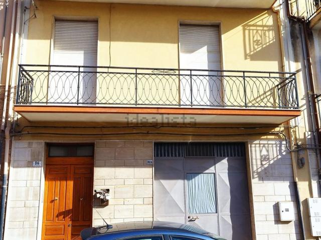 Villetta indipendente in vendita di 208 m² in Via Bissolati, 36