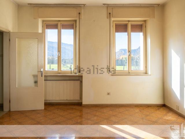 Villetta indipendente in vendita di 208 m² in Via Guglielmo Marconi, 24