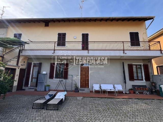 Villetta indipendente in vendita di 208 m² in Via della Ricordanza