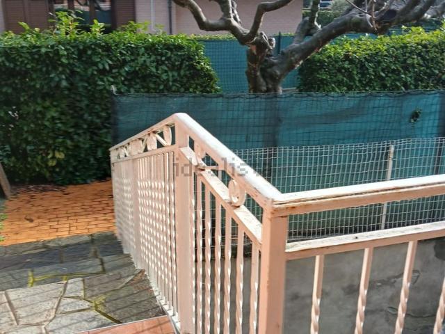 Villetta indipendente in vendita di 208 m² in Via Parucco