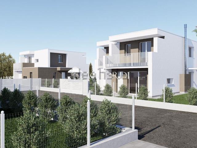 Villetta indipendente in vendita di 208 m² in Via Roma
