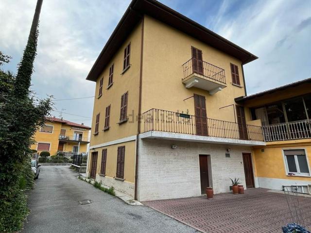 Villetta indipendente in vendita di 208 m² in Via Vasconi, 2