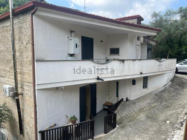 Villetta indipendente in vendita di 210 m²