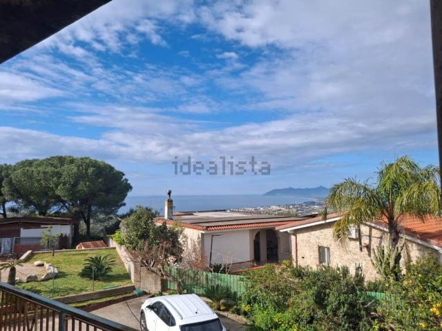 Villetta indipendente in vendita di 210 m²