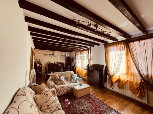 Villetta indipendente in vendita di 210 m²