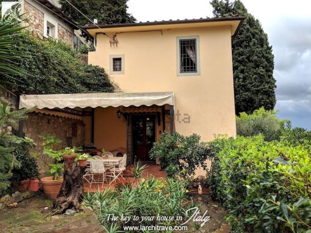 Villetta indipendente in vendita di 210 m²