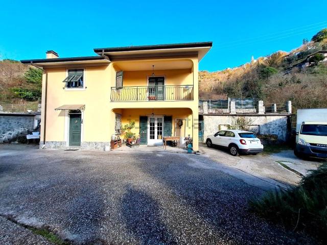 Villetta indipendente in vendita di 210 m²