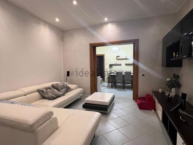 Villetta indipendente in vendita di 210 m² in Via Arimondi, 33