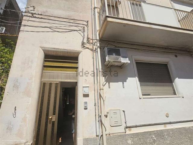 Villetta indipendente in vendita di 210 m² in Via Bandello