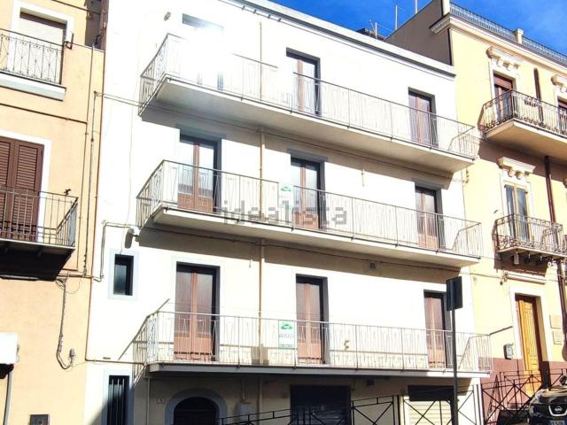 Villetta indipendente in vendita di 210 m² in Via Giuseppe Garibaldi, 92