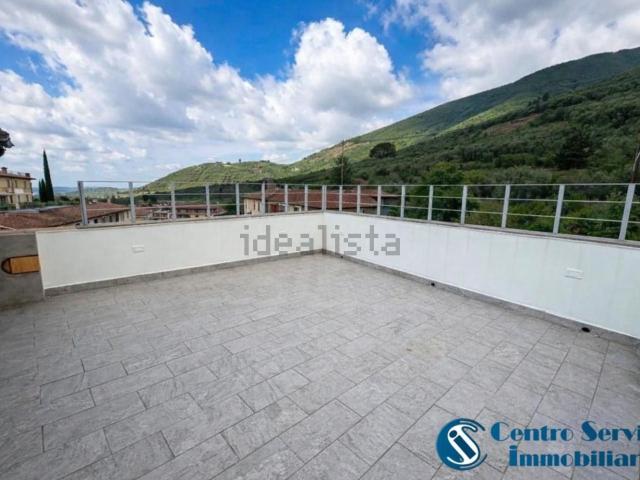 Villetta indipendente in vendita di 210 m² in Via Don Minzoni