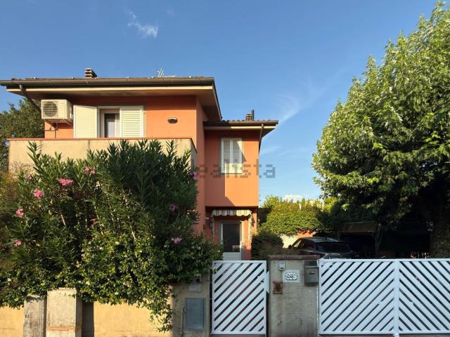 Villetta indipendente in vendita di 210 m² in Via di Tempagnano