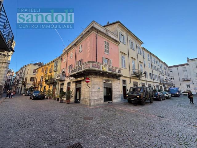 Villetta indipendente in vendita di 210 m² in Via Elia Emanuele Foà, 49