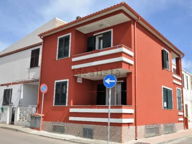 Villetta indipendente in vendita di 210 m² in Via Luigi Galvani