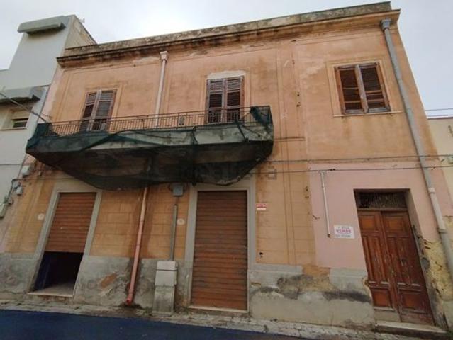 Villetta indipendente in vendita di 210 m² in Via Luigi Vaccara, 25