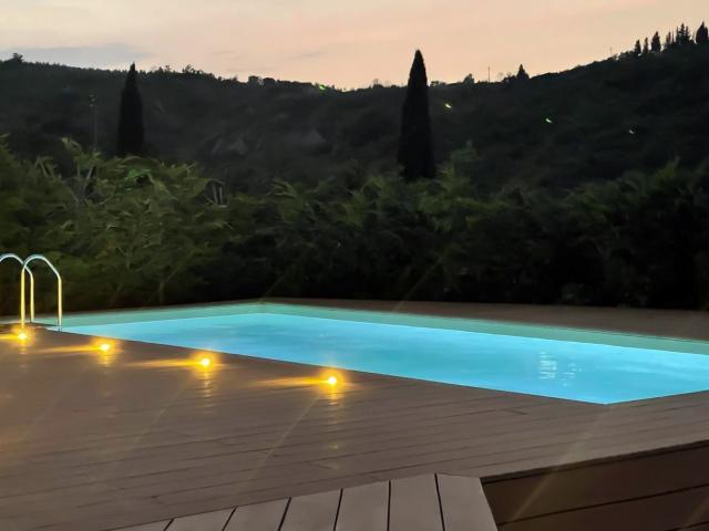 Villetta indipendente in vendita di 210 m² in Via Montelupo, 69