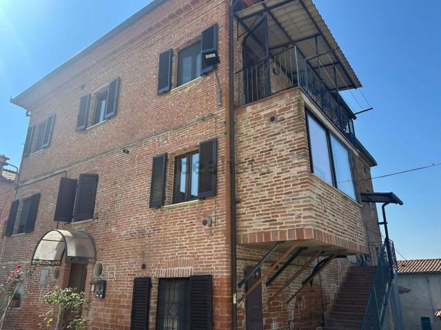 Villetta indipendente in vendita di 210 m² in Via Napoli