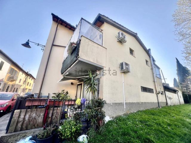 Villetta indipendente in vendita di 210 m² in Via San Martino