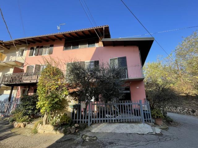 Villetta indipendente in vendita di 210 m² in Via Roma