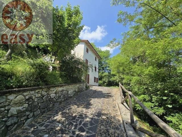 Villetta indipendente in vendita di 210 m² in Viale Roma