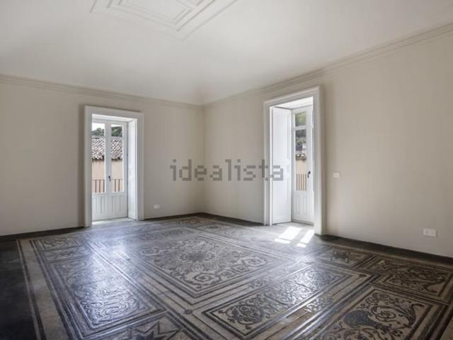 Villetta indipendente in vendita di 210 m² in Vico Terranova, 21