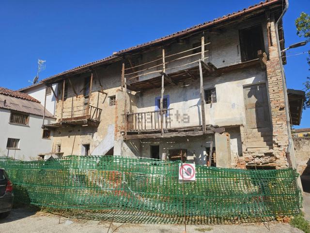 Villetta indipendente in vendita di 210 m² in Vicolo Confossi