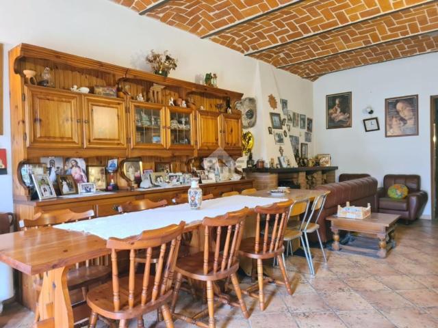 Villetta indipendente in vendita di 210 m² in Località Valmaggiore