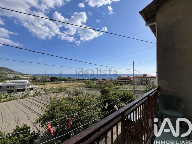 Villetta indipendente in vendita di 210 m² in Località Frailliti