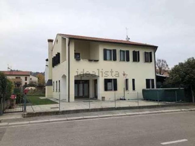 Villetta indipendente in vendita di 211 m² in Via San Girolamo