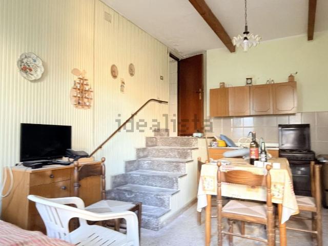 Villetta indipendente in vendita di 211 m² in Vico I Pola, 1