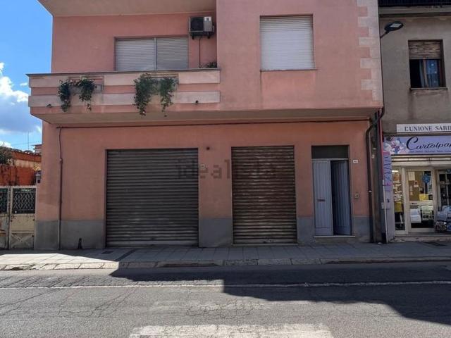 Villetta indipendente in vendita di 212 m² in Via Giacomo Matteotti