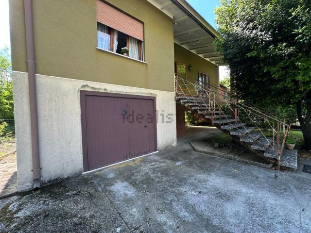 Villetta indipendente in vendita di 212 m² in Via Soranza