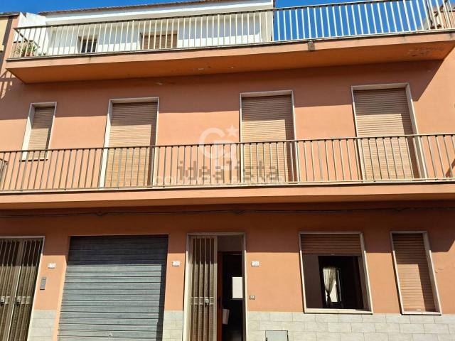 Villetta indipendente in vendita di 212 m² in Via Roma, 136