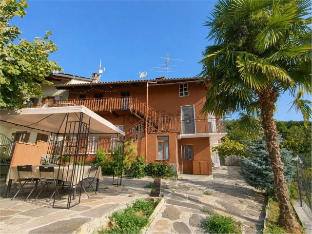 Villetta indipendente in vendita di 212 m² in Strada Franchini, 70