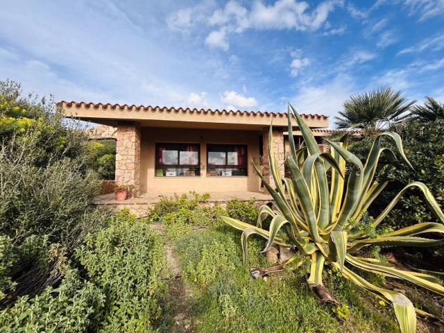 Villetta indipendente in vendita di 213 m²
