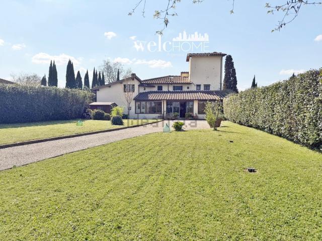 Villetta indipendente in vendita di 213 m² in Via Fornello, 95