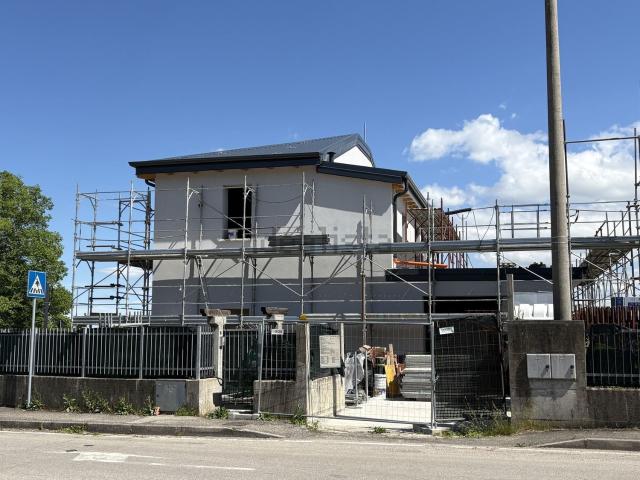 Villetta indipendente in vendita di 213 m² in Via Tolara di Sopra, 1